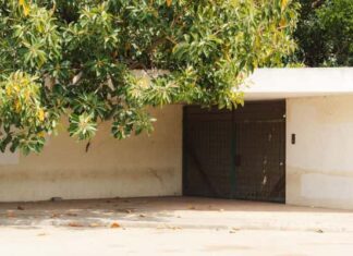 กับดักมรณะในบ้าน: 12 จุดเสี่ยงที่พ่อแม่ต้องรู้ ก่อนลูกเป็นเหยื่อ กับดักมรณะในบ้าน: 12 จุดเสี่ยงที่พ่อแม่ต้องรู้ ก่อนลูกเป็นเหยื่อ